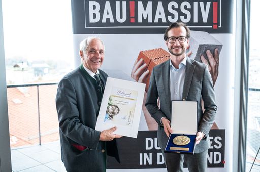 Vorschau Bild von Verleihung Energy Globe Award 2021, Sonderkategorie
Massiv Ökologisch