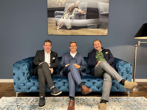  vlnr.: Thomas Morawek (STEUP Realitäten), DDr. Gerold Pinter
(wohninvest), Dieter Steup (STEUP Realitäten)