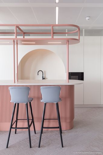 Vorschau Bild von Blick in die Kitchen Area bei Sanofi