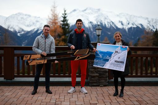 Tennis-Ass Djokovic tauscht in Tirol Schläger gegen
Ski