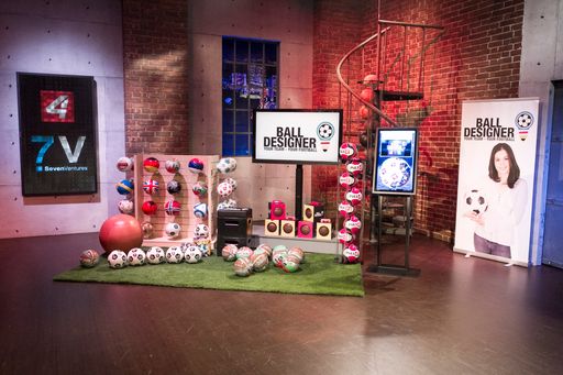  Individuelle Sportbälle, Software für "Robotic Personalisation on
Sportsball"