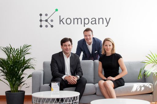  Managing Partner von Venionaire Ventures Mag. Baurek-Karlic mit
Gründern von 360kompany AG, Johanna Konrad und Russell E. Perry