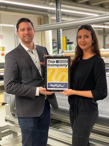 Vorschau Bild von V.l.n.r.: Roger Hohl (Managing Director), Rahime Kayahan
(HR-Manager) / Weiterer Text über ots und
www.presseportal.de/nr/149304 / Die Verwendung dieses Bildes ist für
redaktionelle Zwecke unter Beachtung ggf. genannter
Nutzungsbedingungen honorarfrei. Veröffentlichung bitte mit
Bildrechte-Hinweis.