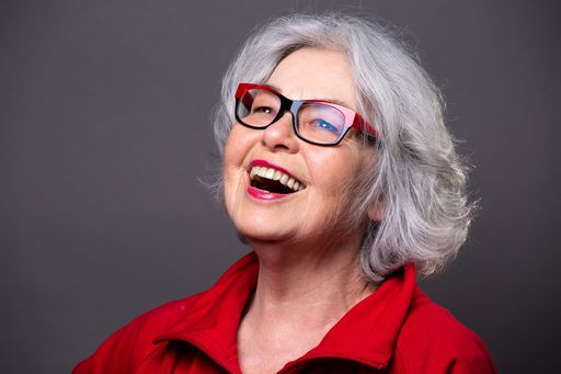  Die bekannte Synchronsprecherin Regina Lemnitz
leiht zum Lichtfestival Kufstein der Burg ihre Stimme.