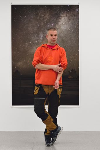 Porträt: Wolfgang Tillmans in der Ausstellung
"Schall ist flüssig" Foto: Georg Petermichl, © mumok Courtesy of
Galerie Buchholz, Maureen Paley, London, David Zwirner, New York