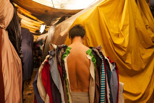 Vorschau Bild von Huang Po-Chih Seven People Crossing the Sea (video
still), 2019-2021 4K video, color, sound courtesy CHAT Foto: Hoho
Lin © Huang Po-Chih