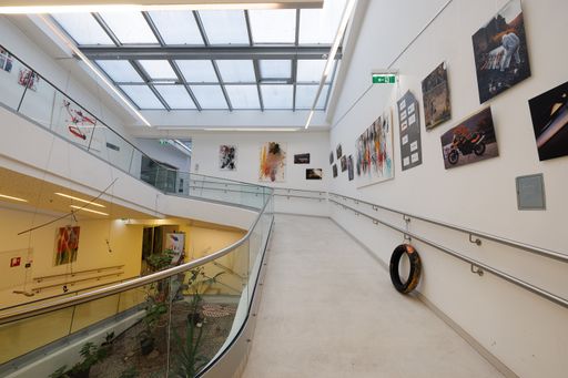Vorschau Bild von Ausstellungsansicht in den NV Center Galerien