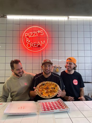 Vorschau Bild von Lieferando Orangene Pizza & DJ Mosaken