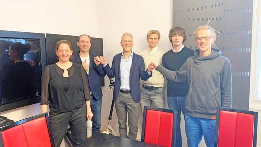 GREENPASS Gründer Florian Kraus (CEO), Bernhard
Scharf (CTO) & Co-Founder Peter Küsters & Doris Schnepf freuen sich
über die neuen strategischen Partner.
