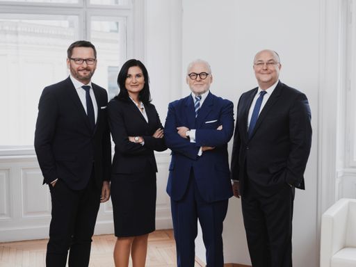 v.l.n.r. Martin Himmelbauer, Silvia Grünberger,
Wolfgang Rosam, Gerhard Jarosch.