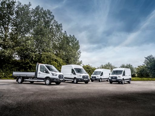 E-Transit Range / Ford Pro läutet eine neue Nutzfahrzeug-Ära ein:
Der rein elektrische E-Transit feiert seinen Verkaufsstart. Weiterer
Text über ots und https://www.ots.at/pressemappe/DE143363/ Die
Verwendung dieses Bildes ist für redaktionelle Zwecke unter
Beachtung ggf. genannter Nutzungsbedingungen honorarfrei.
Veröffentlichung bitte mit Bildrechte-Hinweis.