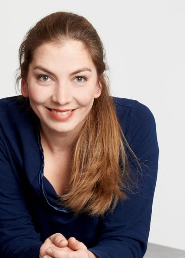 Vorschau Bild von Durch den sehr persönlichen Online-Clubabend führte Margaretha
Jurik, Chefredakteurin des CASH Handelsmagazins.