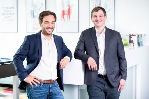Vorschau Bild von Antiloop -Geschäftsführer Gerold Böhler und
Matthias Frick freuen sich über die Auszeichnung Top Company 2022
