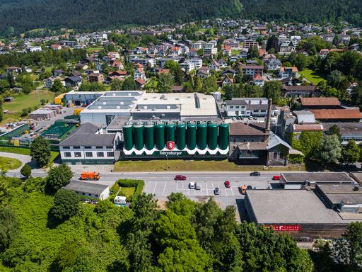 Die Grüne Brauerei Fohrenburg produziert ab Februar
CO2-neutral und setzt auch künftig nachhaltige Schritte in und für
die Region.