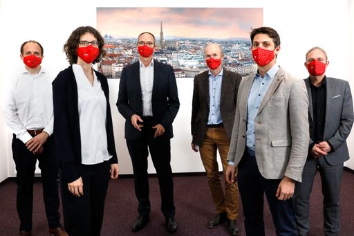 TÜV AUSTRIA übernimmt Mehrheit an Applied
Statistics GmbH, die nun als TÜV AUSTRIA Data Intelligence GmbH
firmiert und bei der Umsetzung und Prüfung intelligenter
Datenlösungen unterstützt: (v.l.n.r.) TÜV AUSTRIA Data
Intelligence-GF Dr. Thomas Ortner, Dr. Irene Ortner, Head of
Statistical Learning, TÜV AUSTRIA Data Intelligence, Detlev Henze,
TÜV AUSTRIA Executive Business Director Digital Services, TÜV
AUSTRIA Data Intelligence-GF DI Alexander Zeppelzauer und DI(FH)
Martin Hofstädtner, MBA, Dr. Reinhard Preiss, TÜV AUSTRIA Executive
Business Director Industry & Energy.