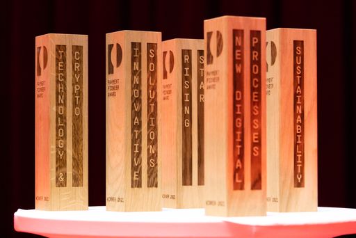 Der P19 Payment Pioneer Award wurde im Rahmen des
P19 Neujahrsevents erstmals in fünf Kategorien vergeben.