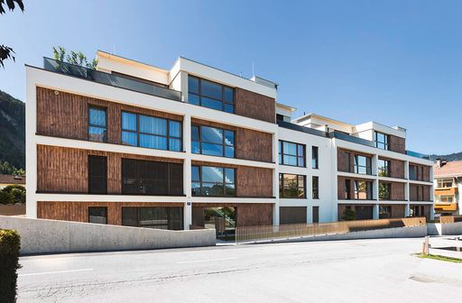 Vorschau Bild von Mit Baumit CreativTop lässt sich eine Holzoptik
zaubern, die nicht nur einladend wirkt, sondern auch permanent
wartungsfrei ist.