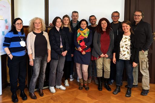  Team und Freelancer*innen der Smart Cooperative
beim Entwicklungsworkshop zum Smart Portal im November 2021