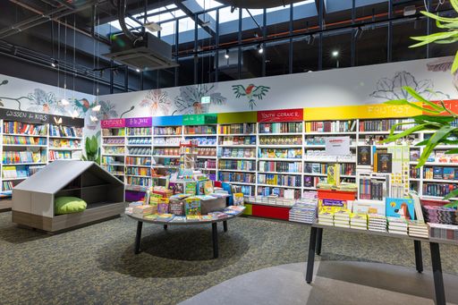 Vorschau Bild von Morawa Buchshop SCS Youth Corner