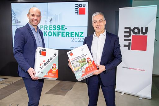 Vorschau Bild von https://www.apa-fotoservice.at/galerie/27796 Im Bild v.l.n.r.:
Mag. Roman Stickler, Marketingleiter Baumit GmbH; Mag. Georg Bursik
Geschäftsführer Baumit GmbH