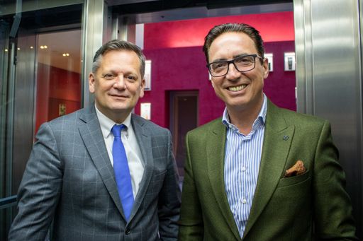 Thomas Neusiedler, CEO Helvetia Österreich und
Werner Panhauser, Vertriebsvorstand Helvetia Österreich