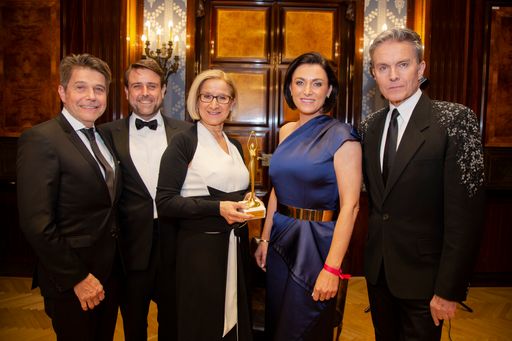  BLITZBLANK Eigentümer Errol und Mario Reichel ehren
Johanna Mikl-Leitner mit dem "WOMAN FOR VALUES" Award