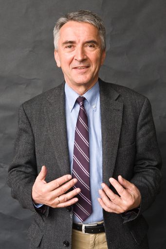 Vorschau Bild von Stefan Schleicher, Professor am Wegener Zentrum für Klima und
globalen Wandel an der Karl-Franzens-Universität Graz