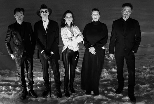  "Oame Söö": Das neue Album von Herbert Pixner,
Ernst Molden, Maria Petrova, Ursula Strauss, Manuel Randi wird am
24. Juni beim BurgSommer Hall uraufgeführt.