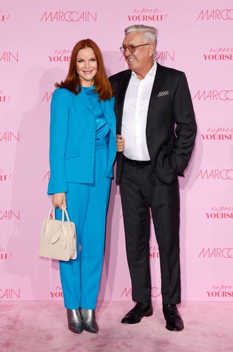 BERLIN, GERMANY - MARCH 16: Marcia Cross and Helmut Schlotterer
at the Marc Cain Fashion Show "Express Yourself" during the Berlin
Fashion Week March 2022 at Wintergarten Variete on March 16, 2022 in
Berlin, Germany. (Photo by Franziska Krug/Getty Images for Marc
Cain) / Weiterer Text über ots und www.presseportal.de/nr/104492 /
Die Verwendung dieses Bildes ist für redaktionelle Zwecke unter
Beachtung ggf. genannter Nutzungsbedingungen honorarfrei.
Veröffentlichung bitte mit Bildrechte-Hinweis.