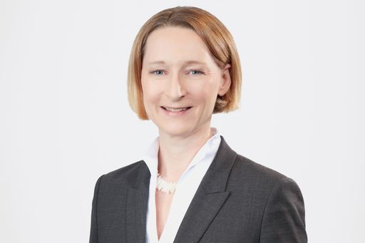 Mag. Barbara Fahringer-Postl ist Director bei BDO
und spezialisiert auf die Beratung von NPOs hin-sichtlich optimaler
steuerlicher Gestaltung und Förderung.