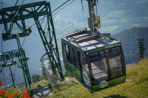 Vorschau Bild von Ab 30. April 2022 startet die Rax-Seilbahn in die
neue Saison und befördert Gäste in weniger als acht Minuten auf das
Rax-Plateau.