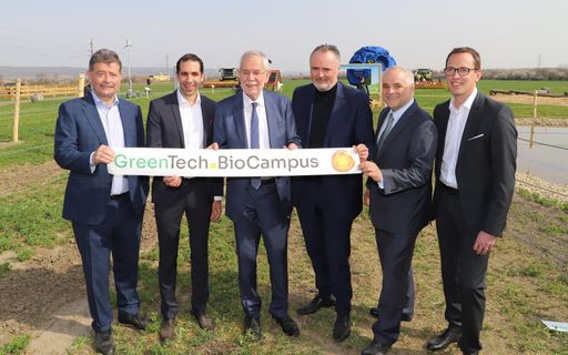 Vorschau Bild von v.l.n.r. Stefan Ottrubay, Stephan Sharma, Alexander
Van der Bellen, Hans Peter Doskozil, Matthias Grün, Reinhard Czerny