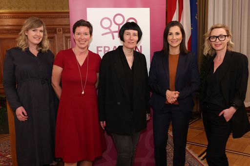 Vorschau Bild von Der Vorstand des Frauennetzwerk Medien