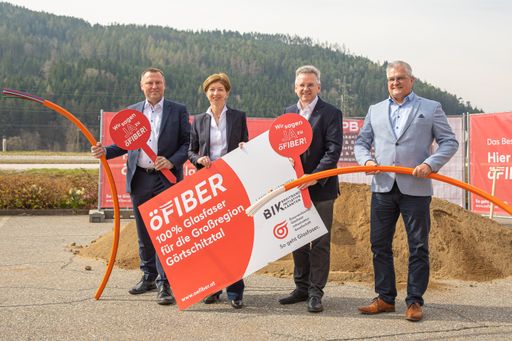 Vorschau Bild von öFIBER: Spatenstich für den Glasfaserausbau im
Görtschitztal