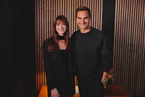 Vorschau Bild von Behind the scenes - Roger Federer & Anne Hathaway