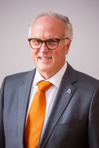 Vorschau Bild von Thomas Schwalb, Geschäftsführer der GRC Experts
GmbH und der Akademie für Interne Revision