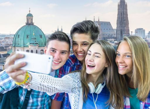  Mit interaktiven Rätsel-, Foto-, Video- und
Augmented Reality-Aufgaben von Interactive Tours kann Wien via App
neu entdeckt oder erlebt werden.