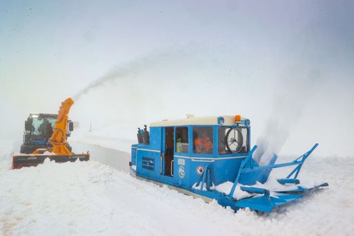 Vorschau Bild von Schneeräumung am Großglockner, Durchstich am
Hochtor, Passhöhe zwischen Kärnten und Salzburg auf 2.504 m Seehöhe