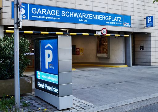  Abendpauschale in 13 Garagen der Best in Parking in
Wien. Um nur EUR 6.- von 18 bis 24 Uhr parken.