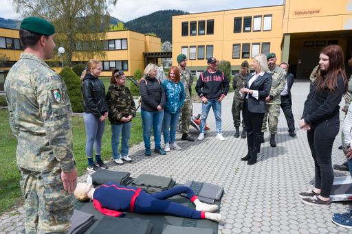 Vorschau Bild von FBM Tanner am Girlsday am 28 04 2022 in der Kaserne
St Michael /Steiermark