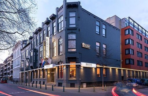 Das neue a&o Hostels Rotterdam City - Noch ohne a&o
Branding