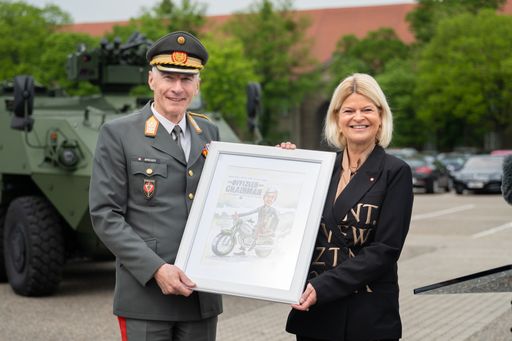Maria-Theresia-Kaserne, Wien, Österreich...Festakt
anlässlich der Verabschiedung des ChGStb am 06. Mai 2022.....Foto:
BMLV/Laura HEINSCHINK
