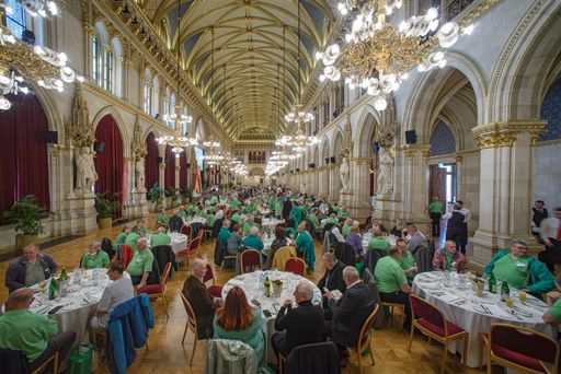 Vorschau Bild von Am 7. Mai 2022 feierte der Österreichische
Siedlerverband mit über 500 ehrenamtlichen Funktionär*innen im
Wiener Rathaus sein 100-jähriges Bestehen (1921-2021).