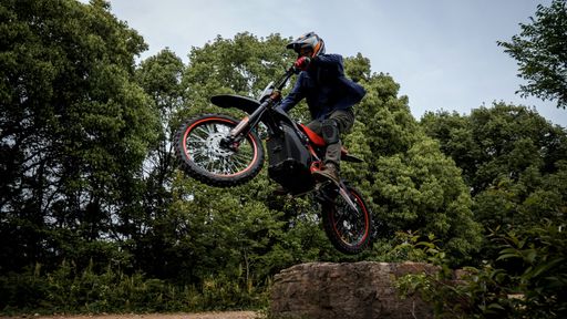 Vorschau Bild von Die neuen Fun-Sport-Motorräder HORWIN HT3 und HT5
(Bild) wurden nun erstmals der Öffentlichkeit vorgestellt.