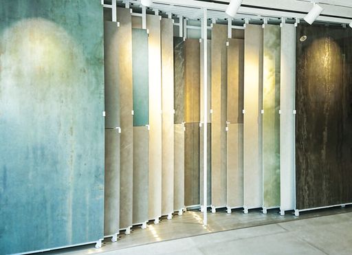 Vorschau Bild von Fliesenpräsentation im fliesenboxx Schauraum in
Wien.