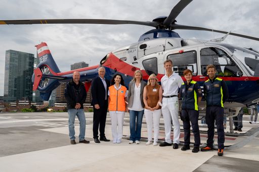 Vorschau Bild von Sieben Personen der Flugpolizei und rund 70
Mitarbeiter:innen des TZW Meidling waren an der Teilübung beteiligt