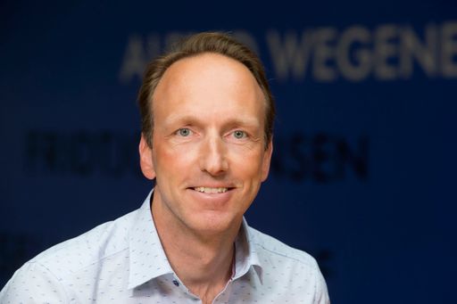  Prof. Dr. Thomas Jung, Vizedirektor des
Alfred-Wegener-Instituts (AWI), Leiter der Sektion Klimadynamik und
Sprecher des Forschungsprogramms „Changing Earth – Sustaining our
Future"