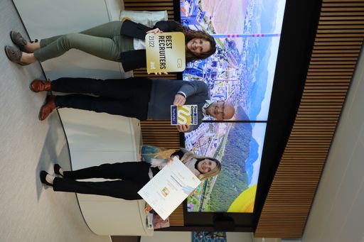 HR Team Mondi (von links nach rechts): Jennifer
Greisinger, Employer Branding Specialist Group Office Vienna,
Michael Hakes, Group HR Director, Sandra Riedl, HR Country
Specialist Austria