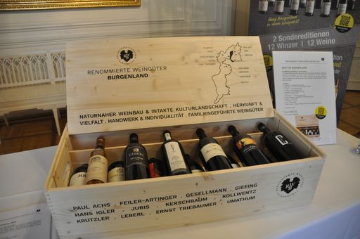 Vorschau Bild von RWB Sonderedition "Best of Burgenland" in der
Holzkiste