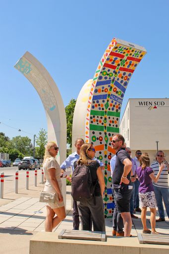 Vorschau Bild von Britische Delegation in der Wien-Süd Anlage "In der
Wiesen Süd", 1230